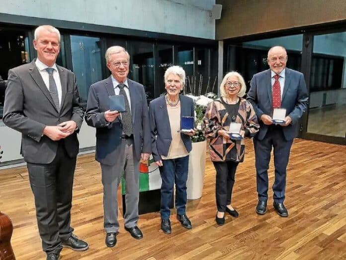 Ofi25_KW43_Bürgermedaille_Stadthaus_Foto_Peter_Stotz.32936a5f