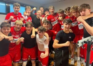 Mannschaftsfoto der JANO-Filder-U18 nach dem Sieg gegen Pforzheim/Eutingen II