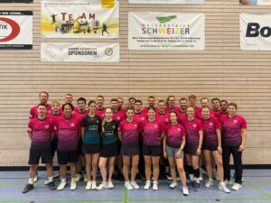 Badmintonspieler des TSV Neuhausen beim Heimspieltag