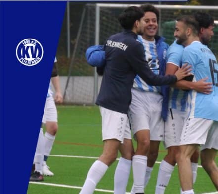 KV Plieningen bejubelt ein Tor gegen SpVgg Stetten/Filder