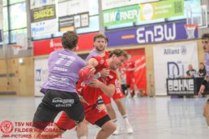 Handballer Lukas Fischer vom TSV Neuhausen/Filder im Spiel gegen die Wölfe Würzburg