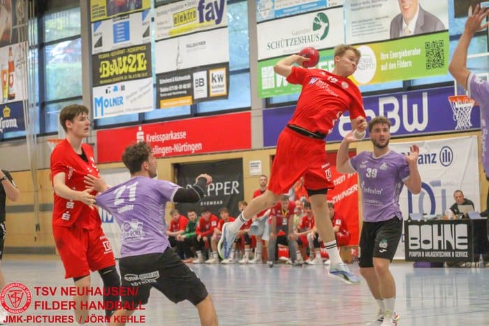 Handballer Linus Schmid vom TSV Neuhausen/Filder im Spiel